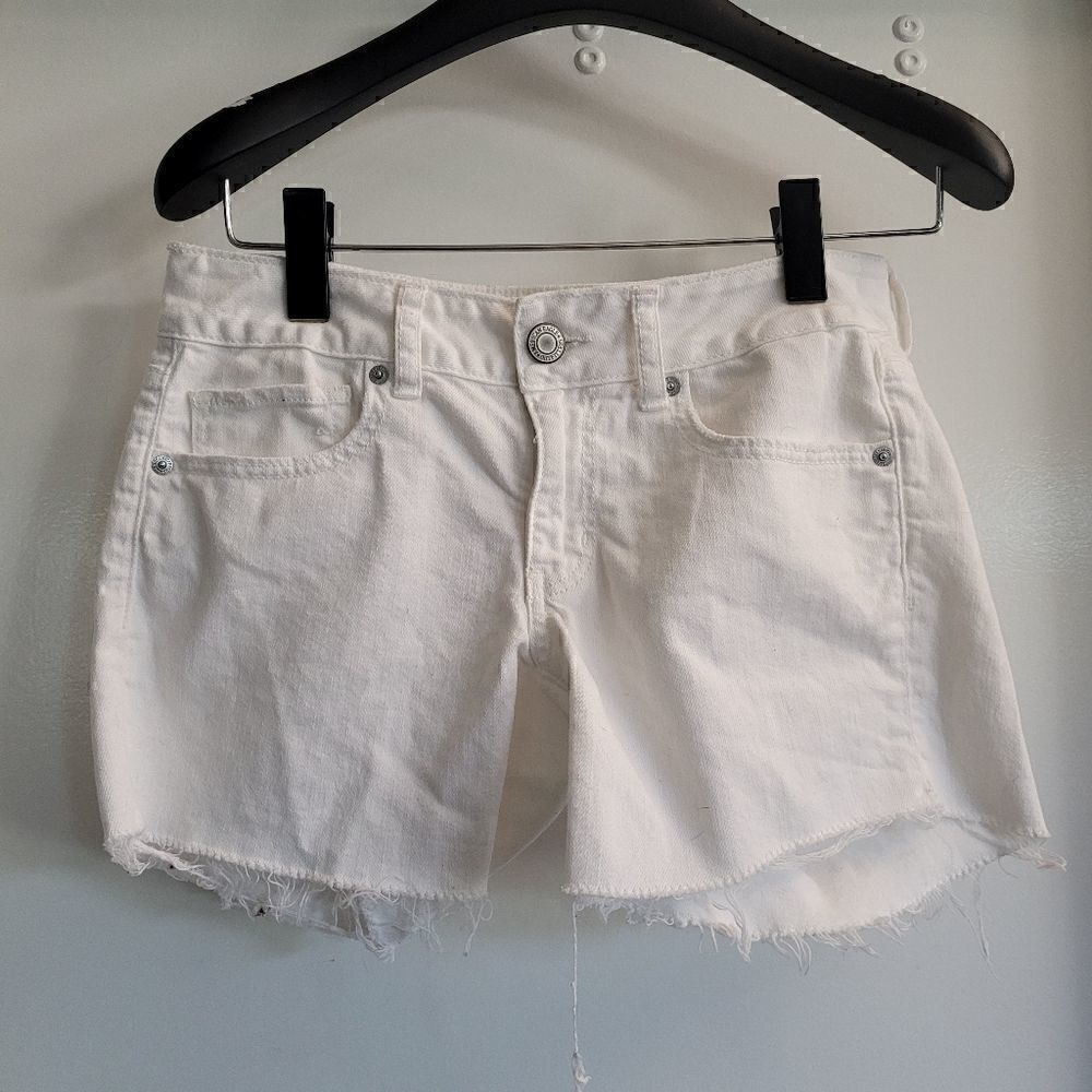 American eagle white denim distressed shorts